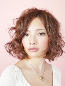 縮毛矯正・ストレートがおすすめ
